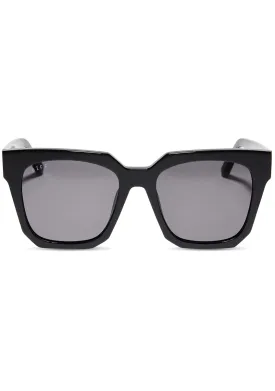 Ariana Sunglasses in Black/Grey