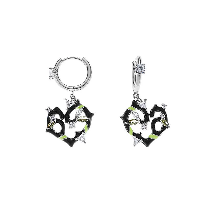 Black Epoxy Heart-shaped Alloy Earrings