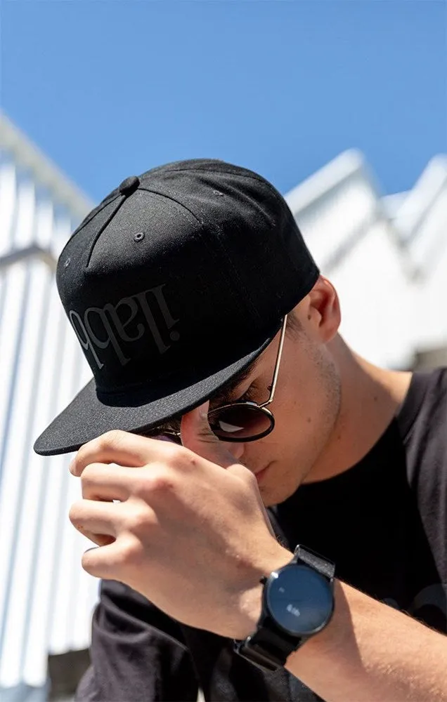 Capsize Snapback Cap - Black/Black