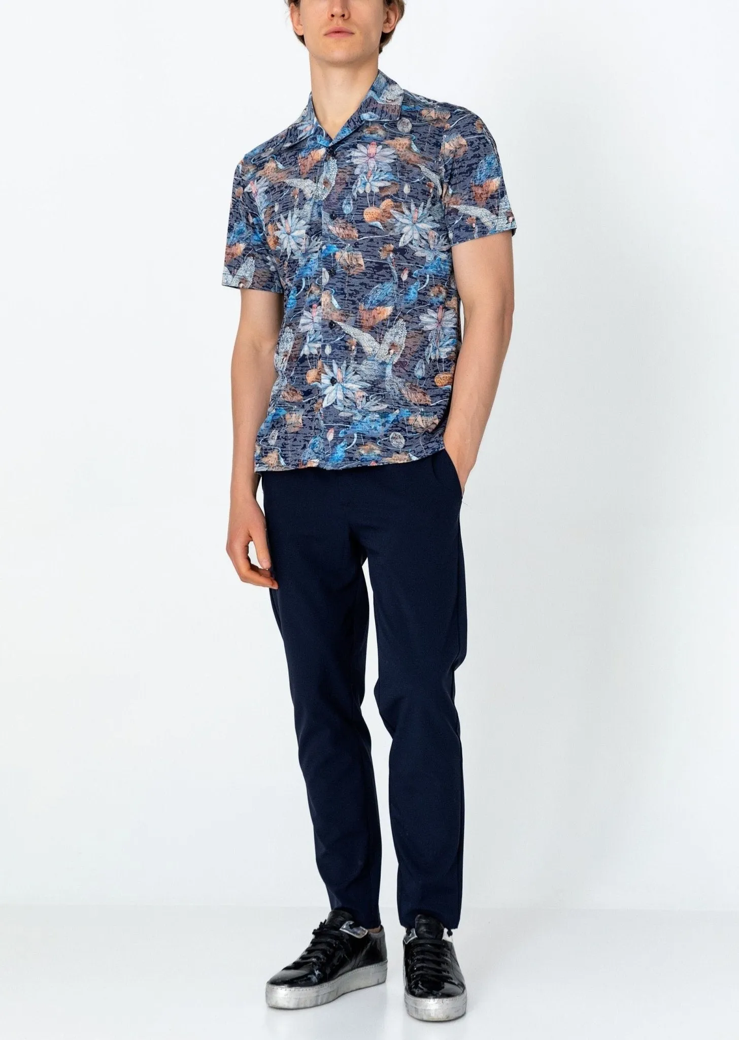 Collared Lightweight Shirt - Peacock Lotus