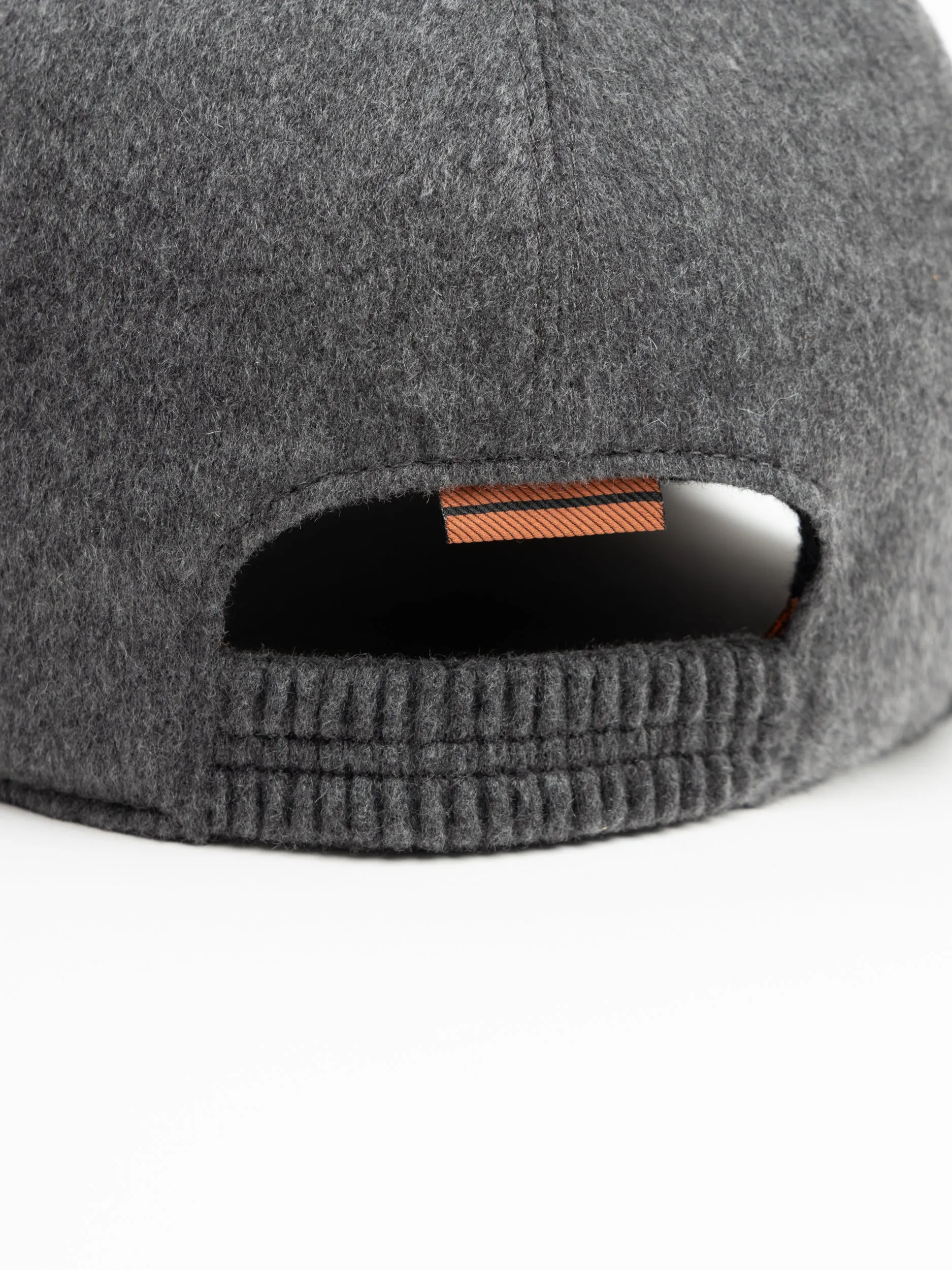 Dark Grey Oasi Cashmere Baseball Cap