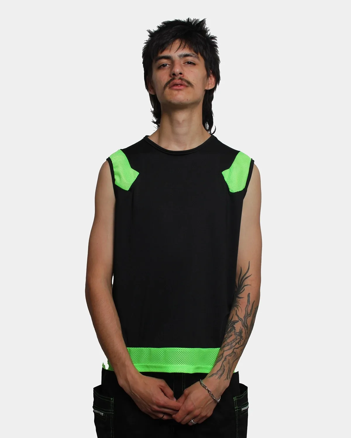 MESHED UP VEST BLACK / GREEN