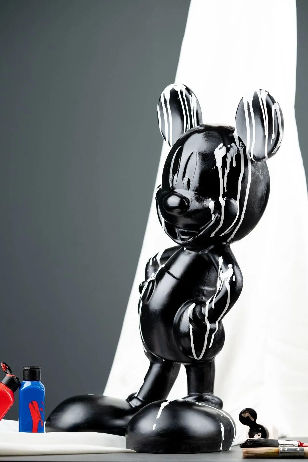 Mickey Magic: Black Design Figure