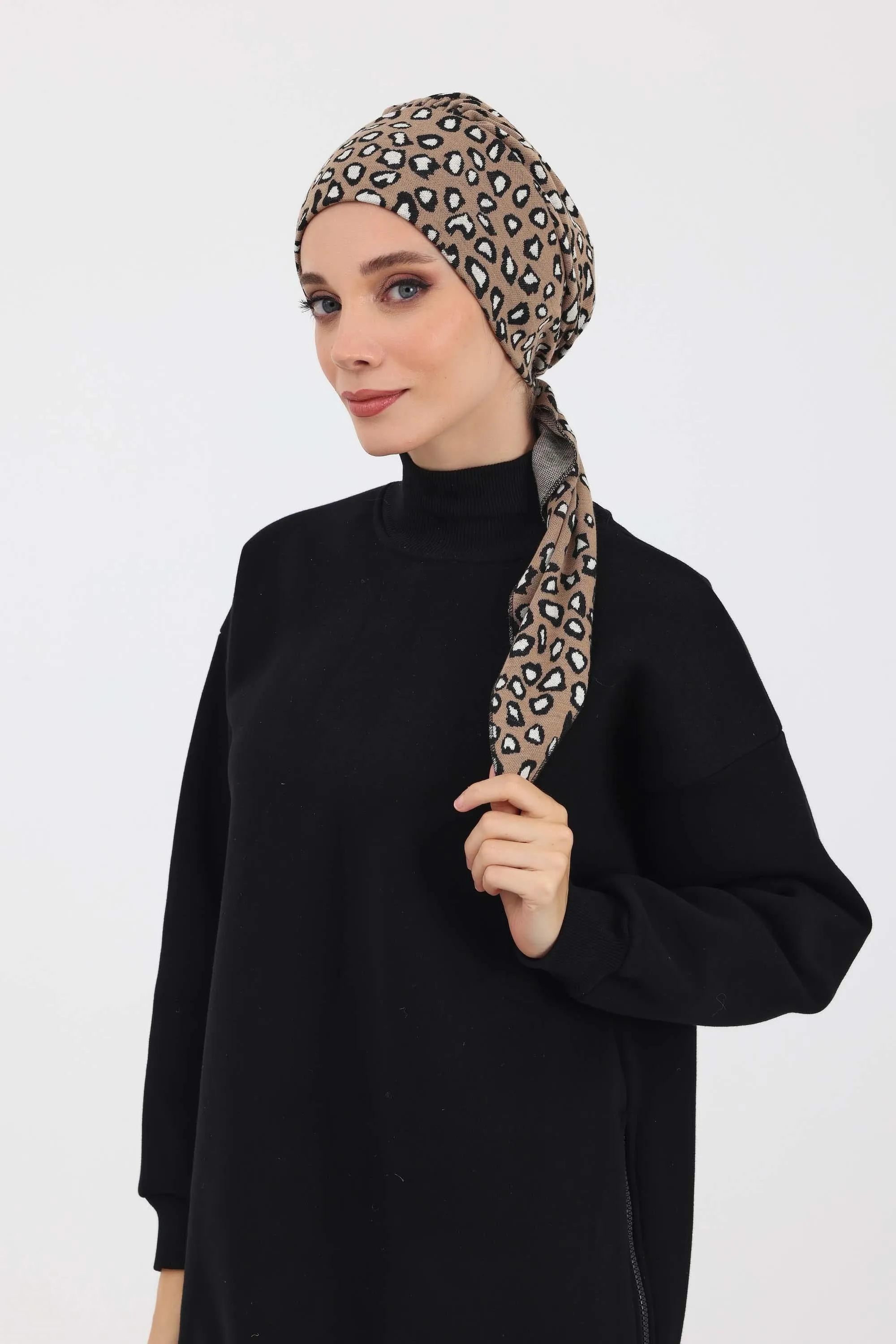 Patterned Instant Turban Bonnet for Cold Seasons, Turban Bonnet with Houndstooth and Leopard Patterns, Chic and Warm Instant Bonnet,B-49DIV