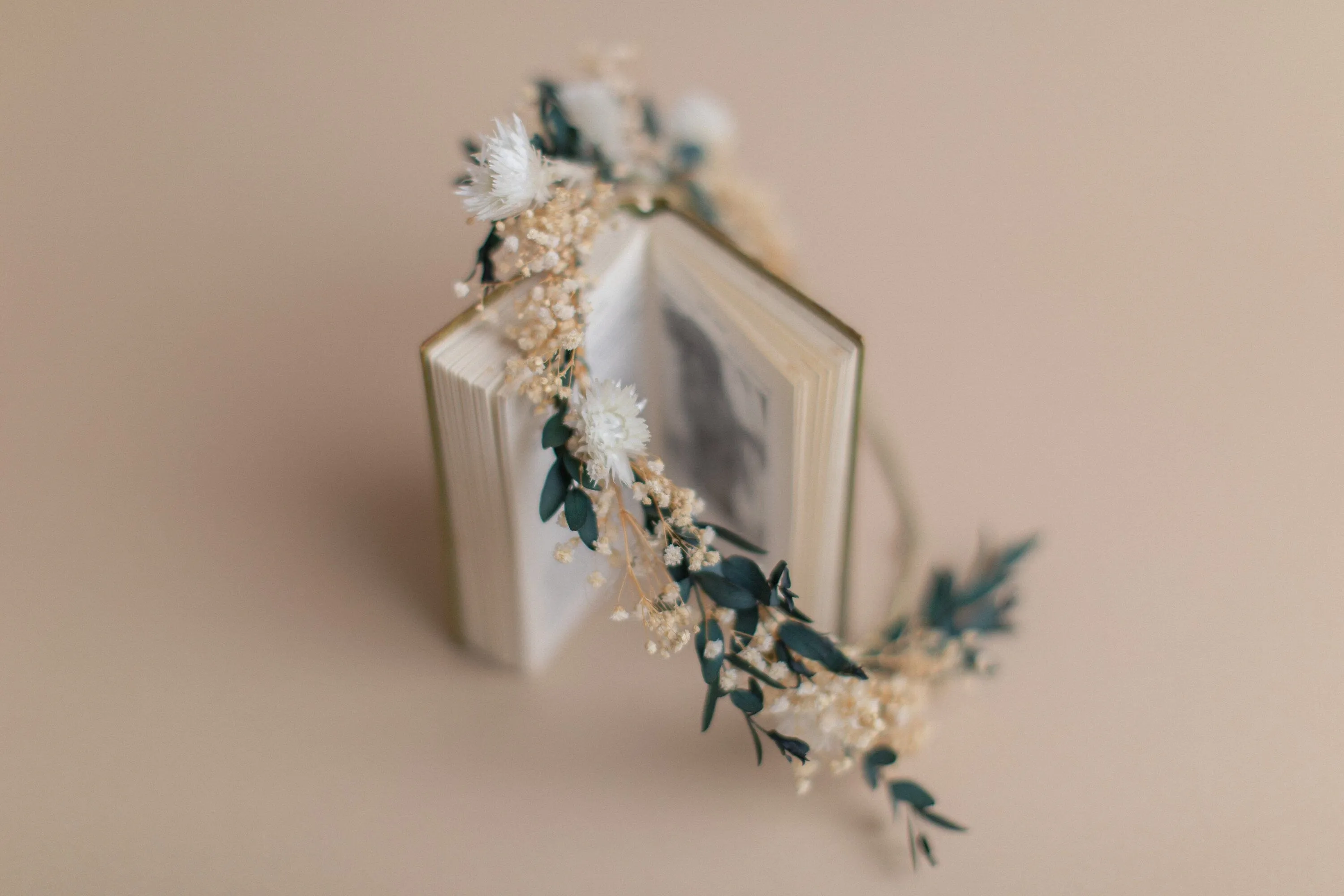 Straw Flowers & Dried Eucalyptus Baby's Breath Crown / Gypsophila Crown / Real Dried Flowers Crown / Dried Wedding Crown