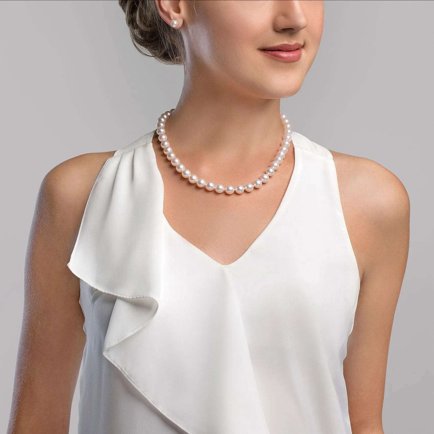 White Japanese Akoya Pearl Necklace, 9.5-10.0mm - AA  Quality